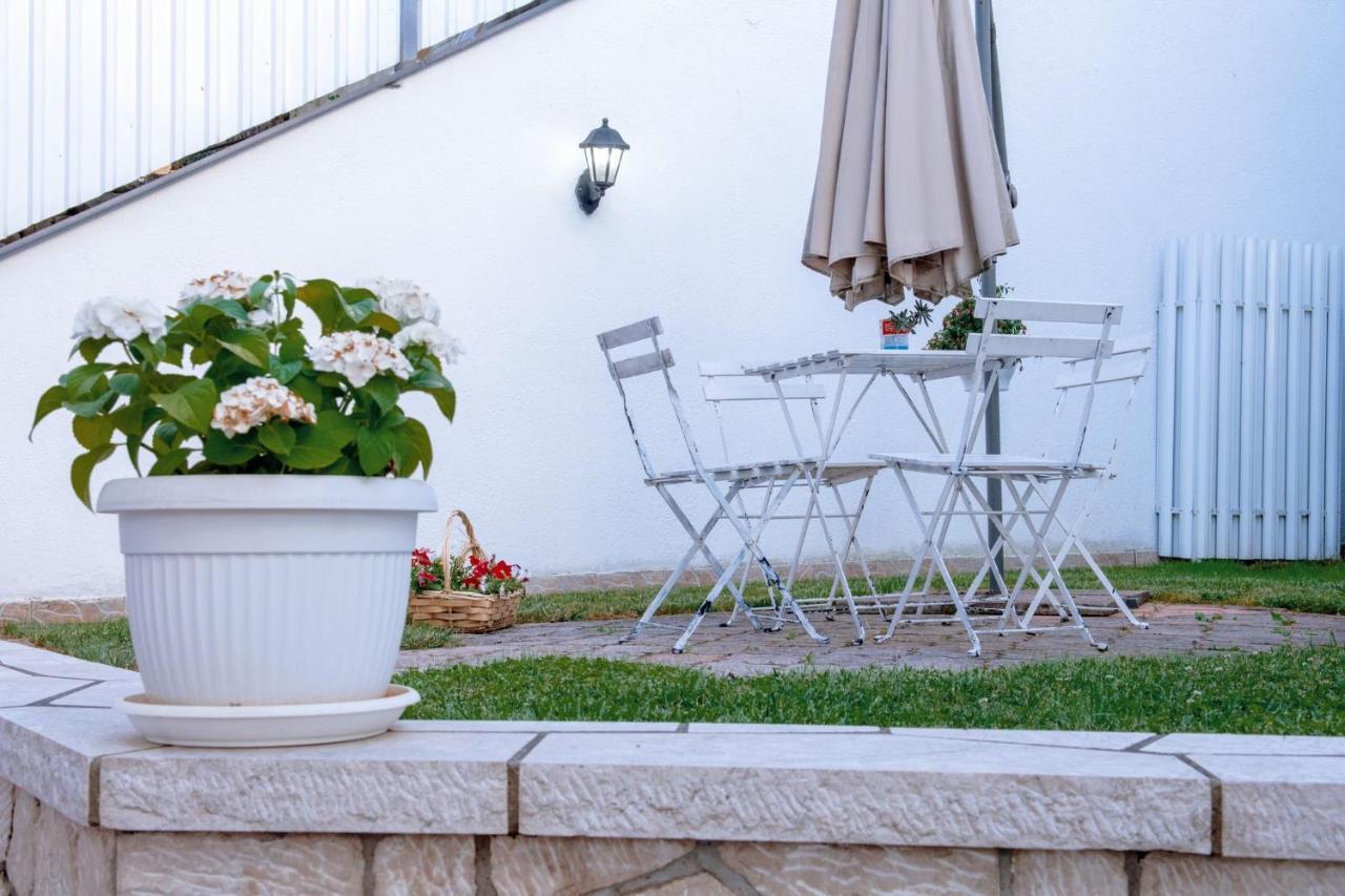Апартаменты Beautiful Duplex In Heart Of Old Town - Free Parking Сараево Экстерьер фото